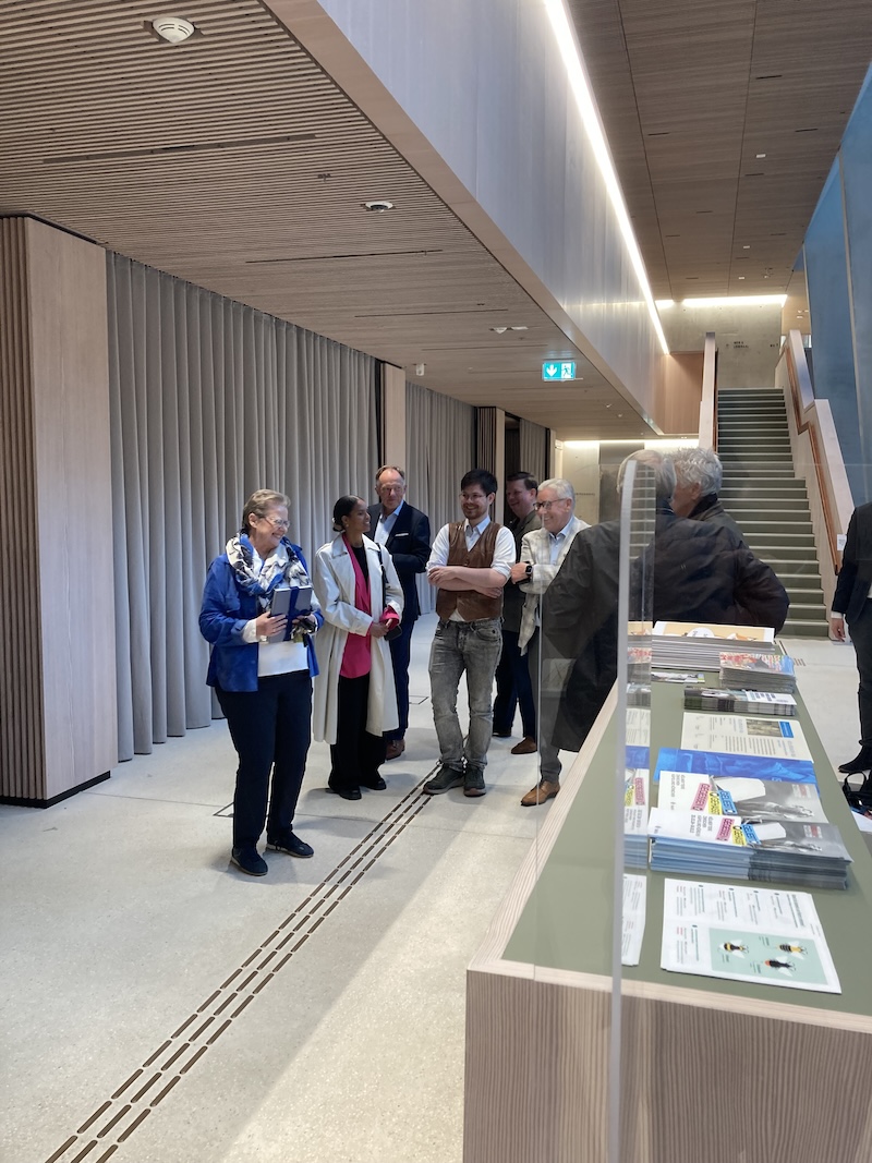 LIONS-Club Köln-Colonia besucht Historisches Archiv der Stadt Köln
